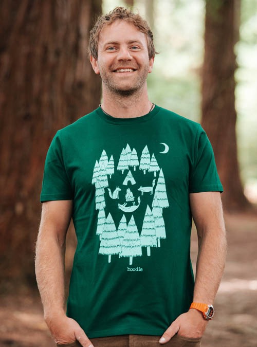 Foxes in the forest Mens T-shirt