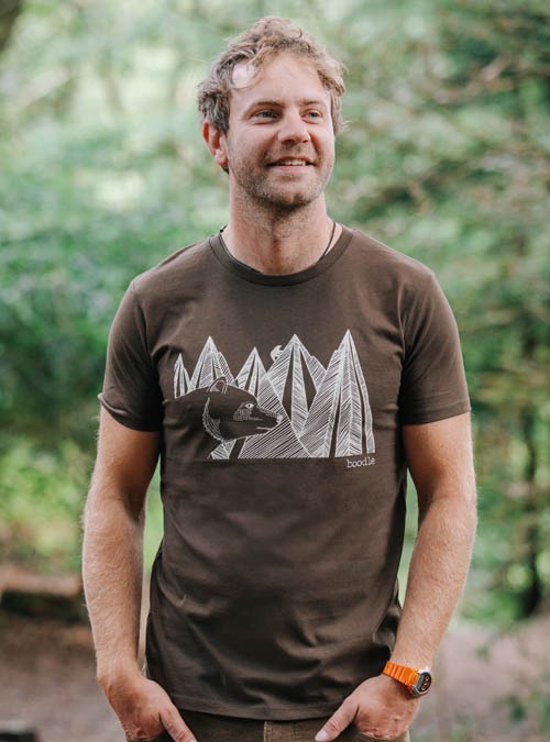 Mountain bear mens T-shirt
