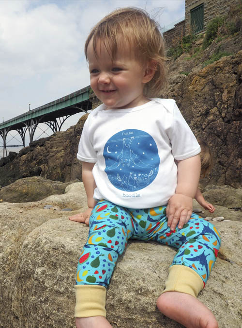 fruit bat organic leggings and tshirt