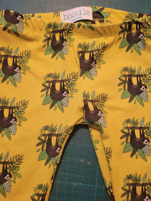 Sloth baby leggings 6-12 months-Sale - Image 2
